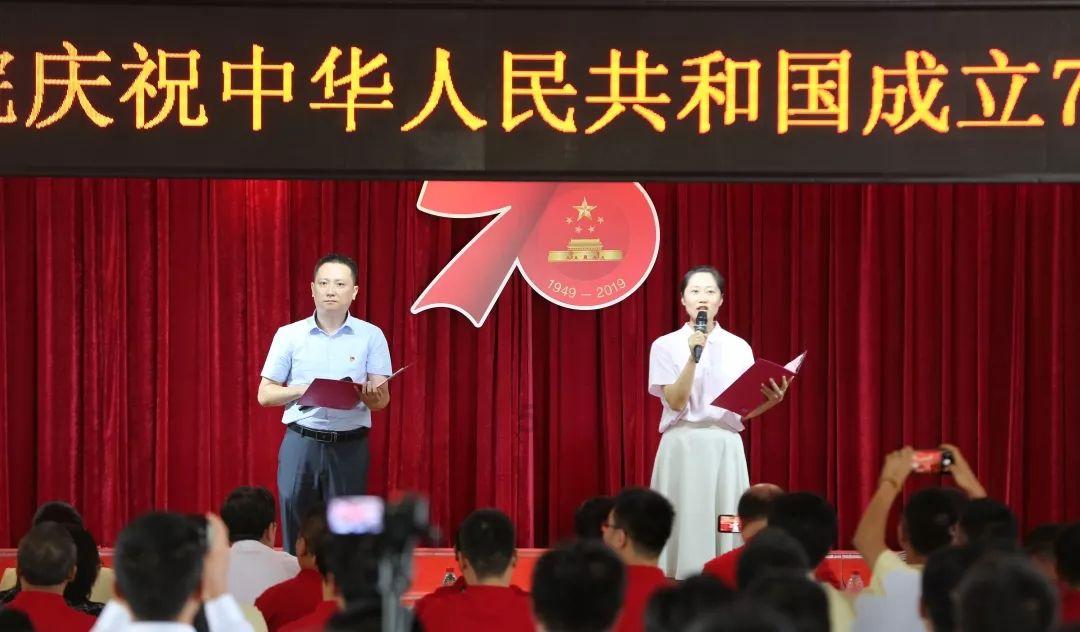 总是害怕负面评价，对自己的成长来说是好事还是坏事？